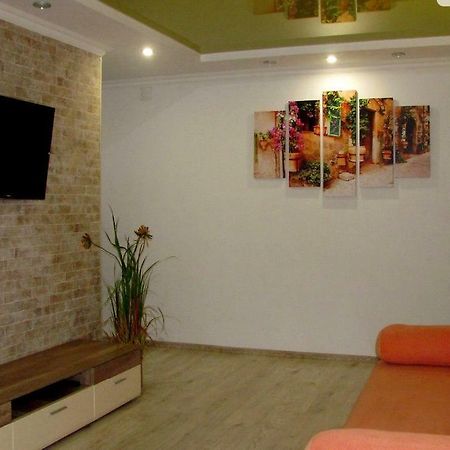 Apartment On Pyrohova 25 Vinnytsia Exterior photo
